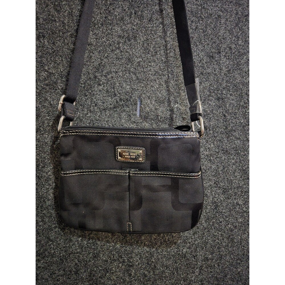Nine West Crossbody Black Grey Canvas Purse Zip Close Adjustable Strap